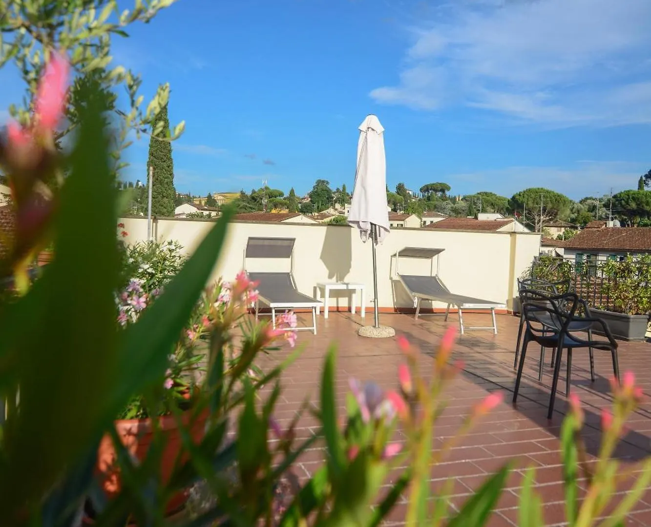 Hotel Villa Gelsomino Garden Florence