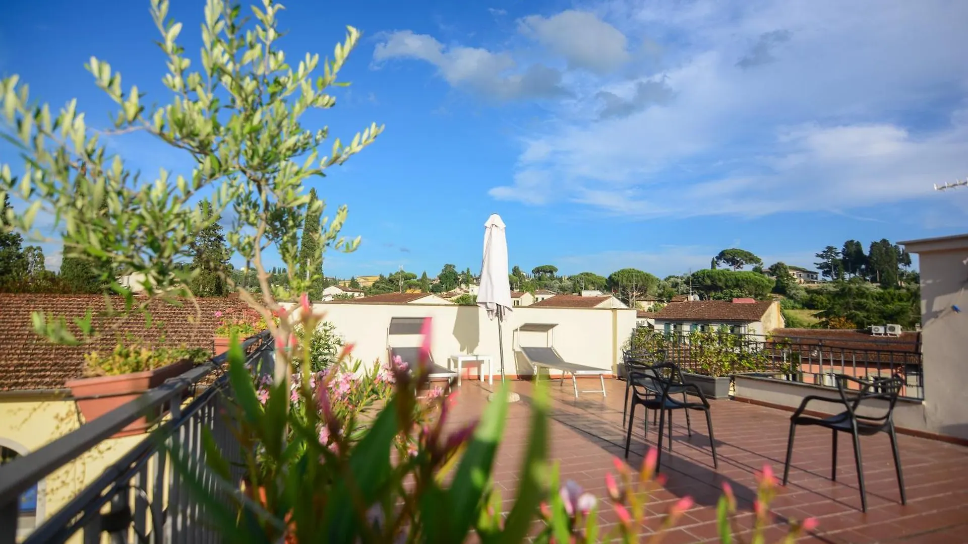 Villa Gelsomino Garden Florence Hotel