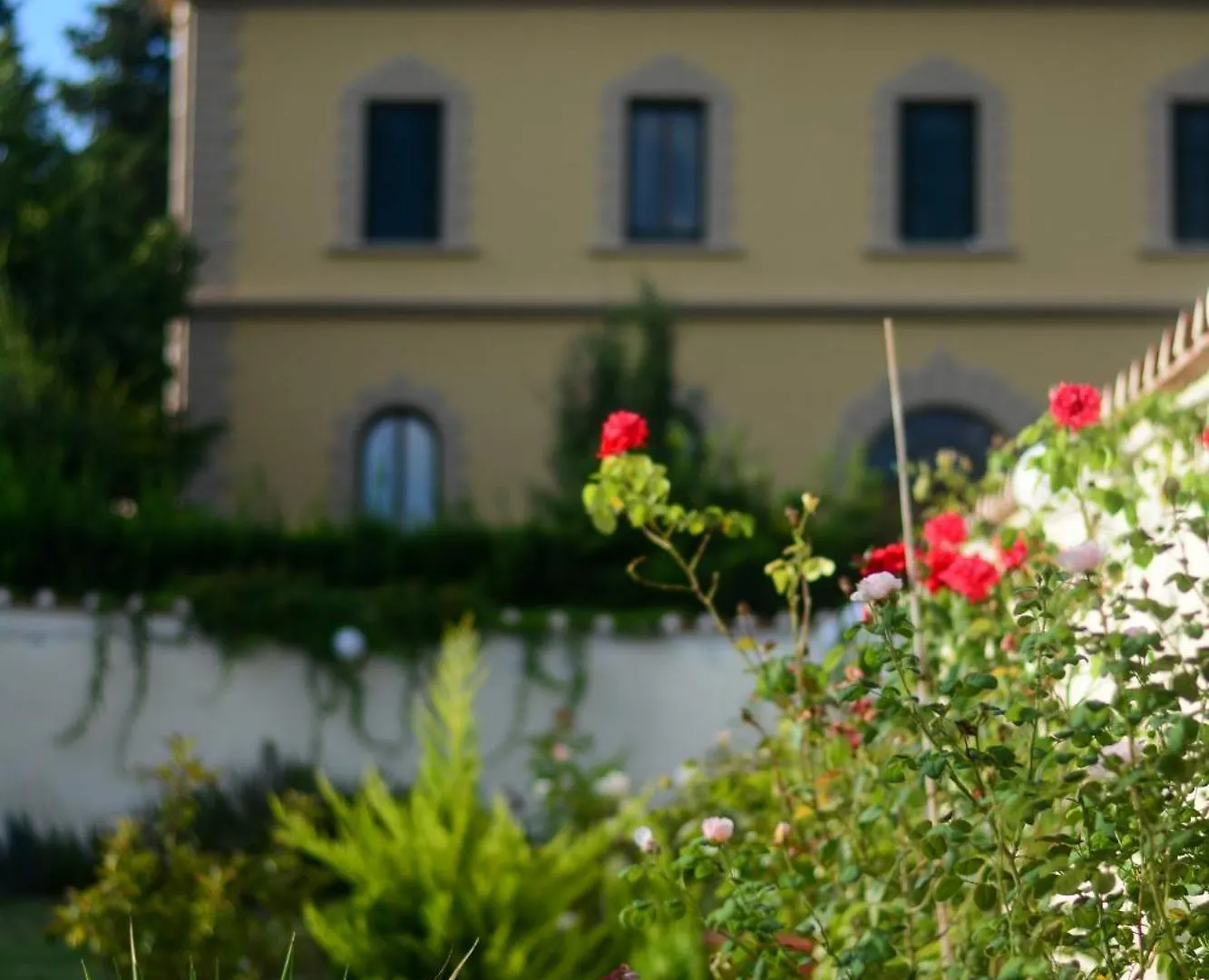 Villa Gelsomino Garden Florence Italy