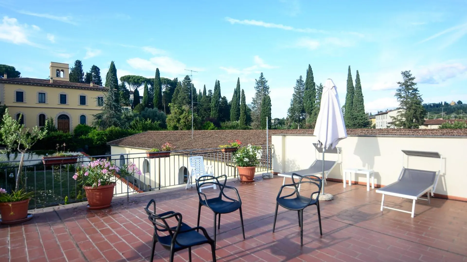 Hotel Villa Gelsomino Garden Florence